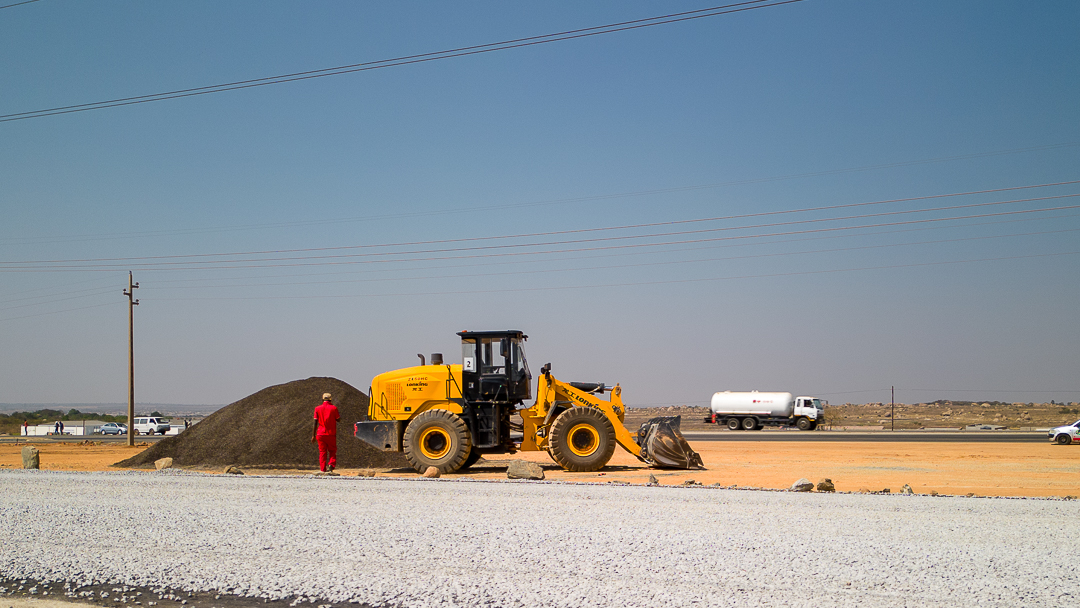 PLANT & EQUIPMENT HIRE